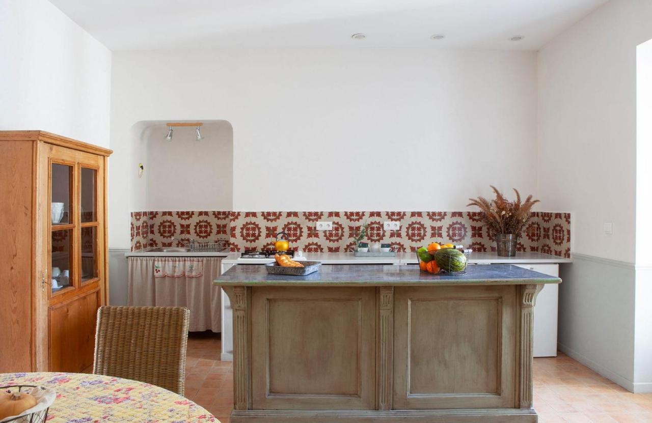 Domaine De Blanche Fleur Hotel Chateauneuf-de-Gadagne ภายนอก รูปภาพ
