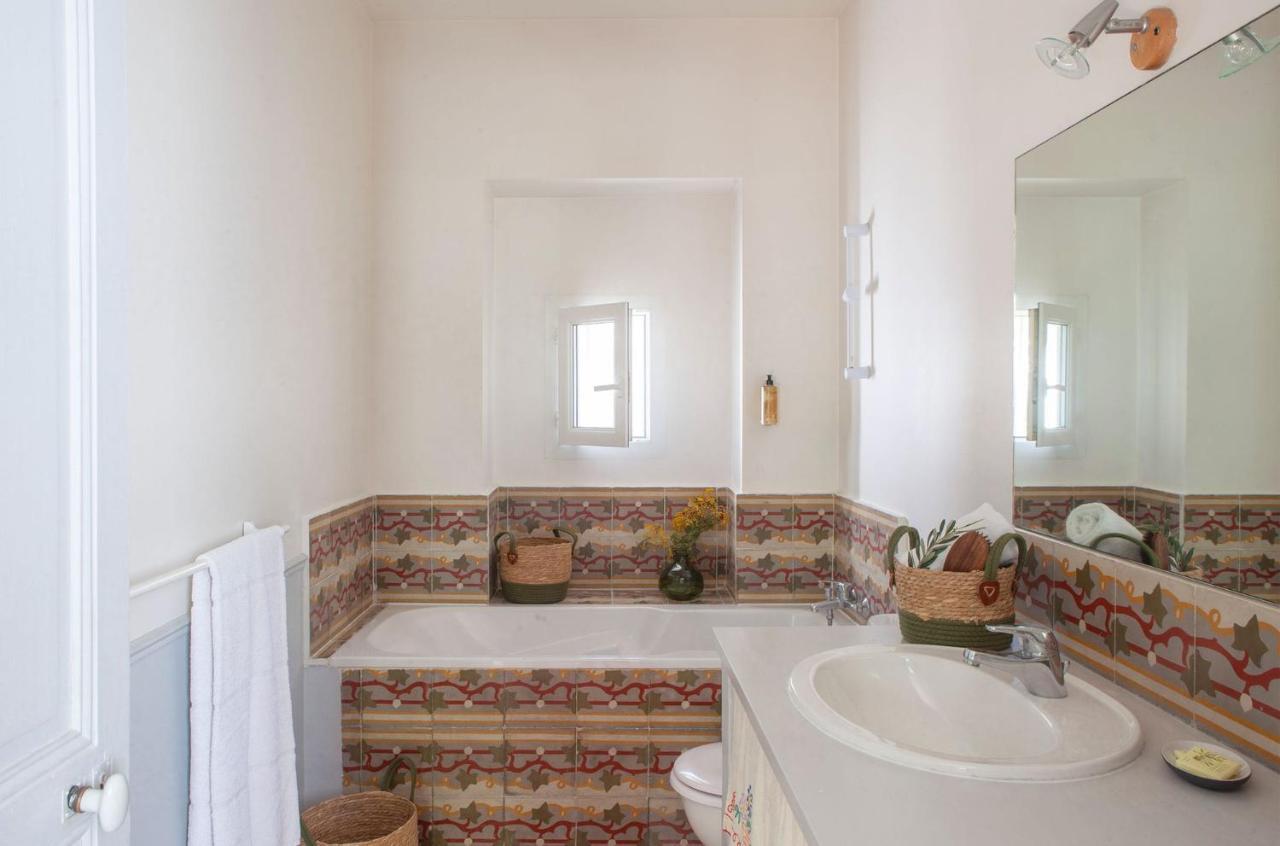 Domaine De Blanche Fleur Hotel Chateauneuf-de-Gadagne ภายนอก รูปภาพ